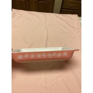 Pyrex Vintage Pink Daisy 548-B Casserole Dish 1-1/4 Qt Space Saver Baker Flowers